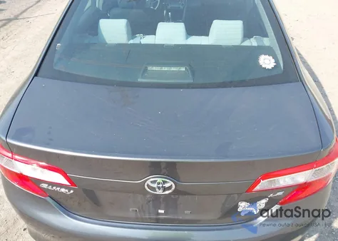 2013 Toyota Camry Le z USA, uszkodzony, nr VIN 4T1BF1FK9DU242592